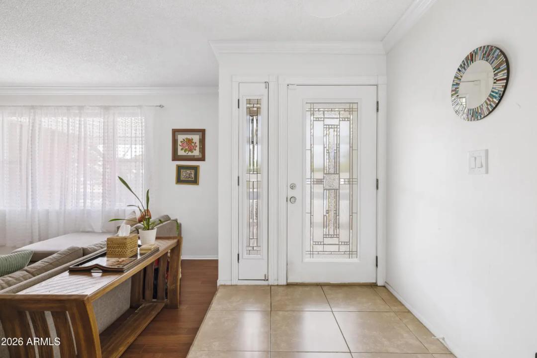 Real Estate Picture 3