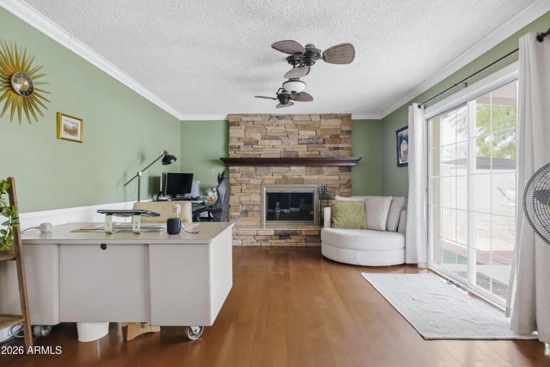 Real Estate Picture 15