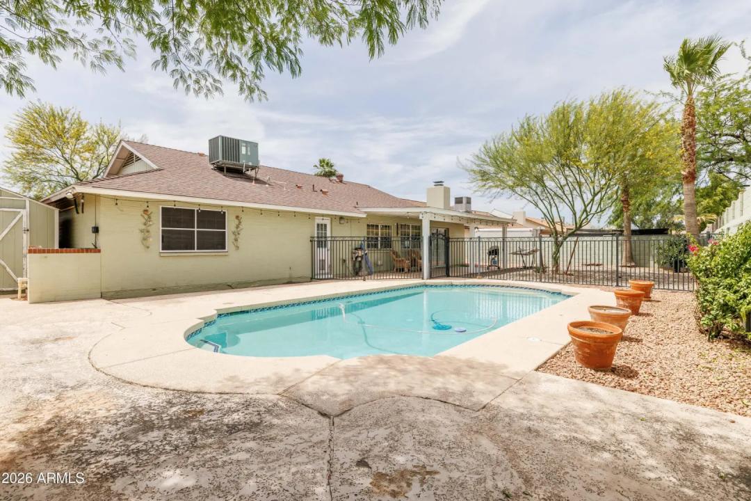 Real Estate Picture 31