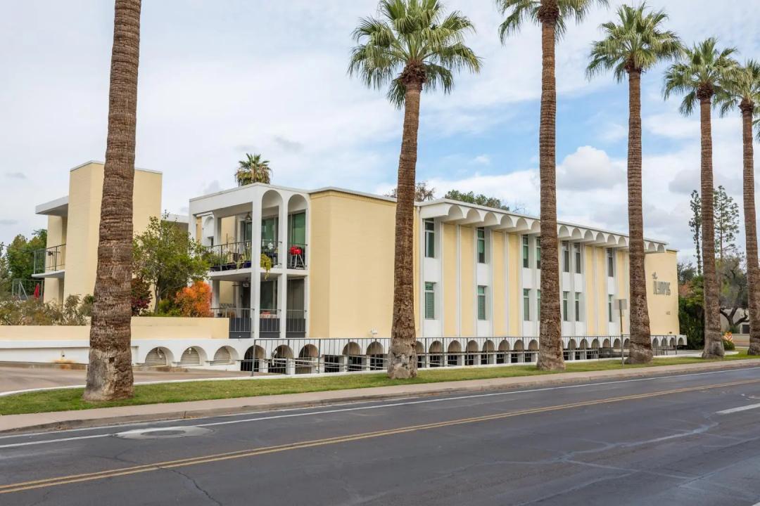 Real Estate Picture 32