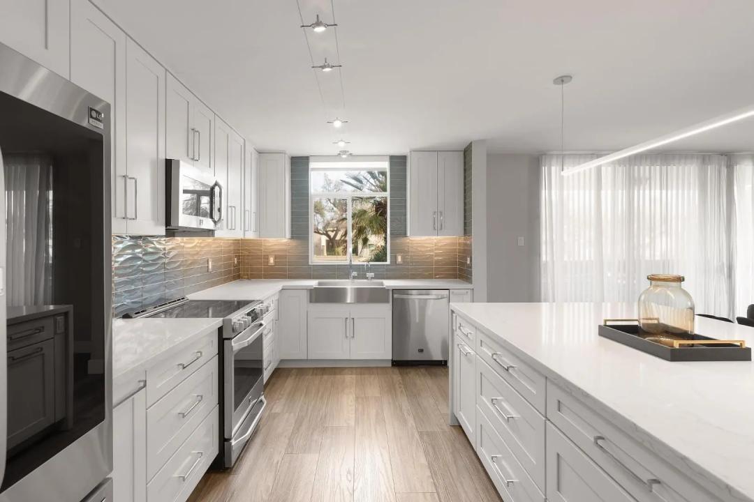 Real Estate Picture 81