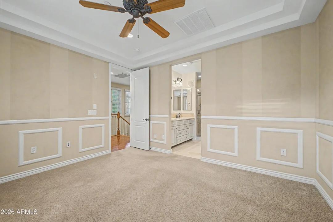 Real Estate Picture 17