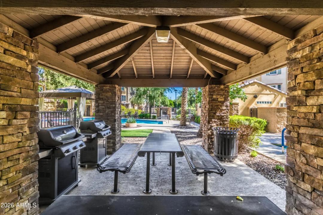 Real Estate Picture 28