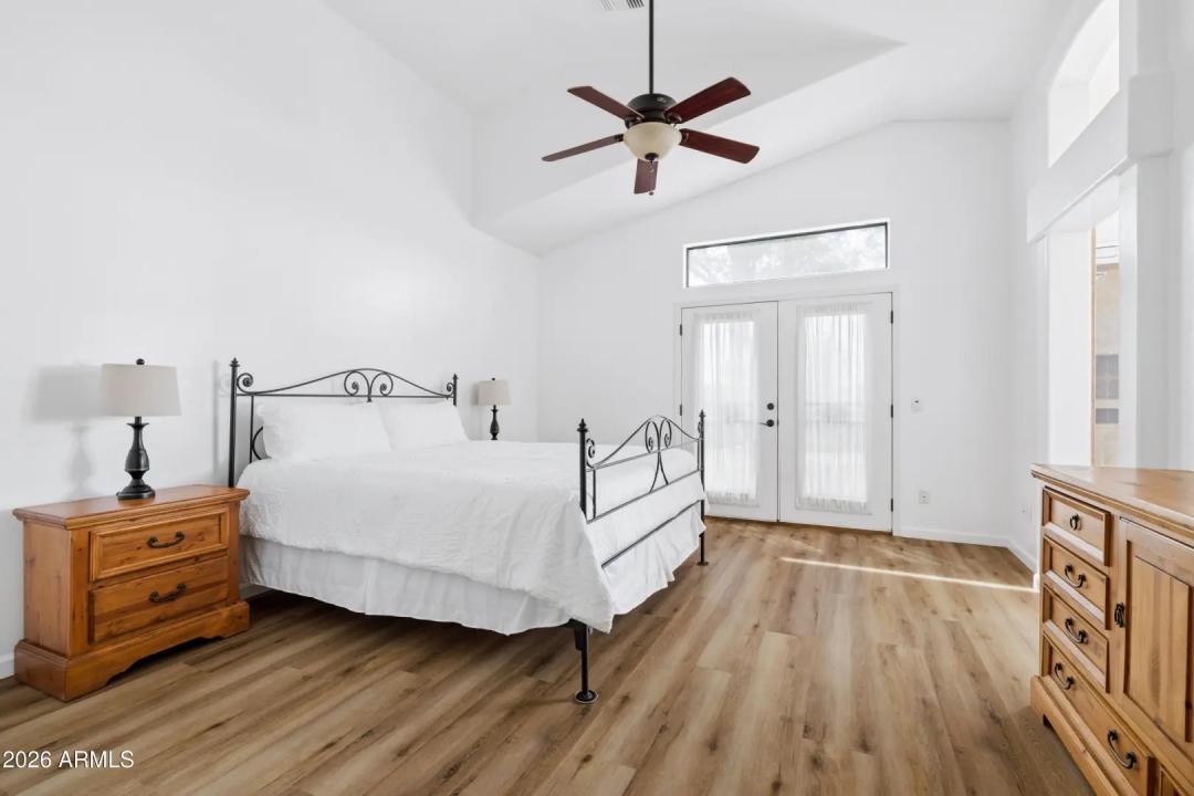 Real Estate Picture 20