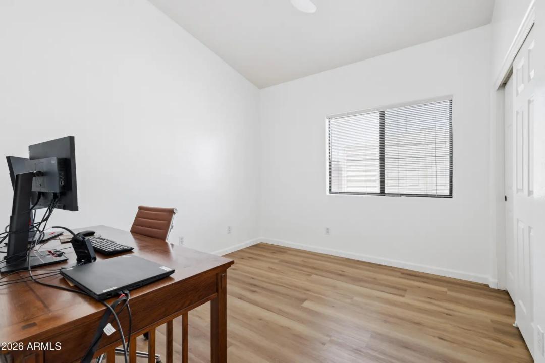 Real Estate Picture 25