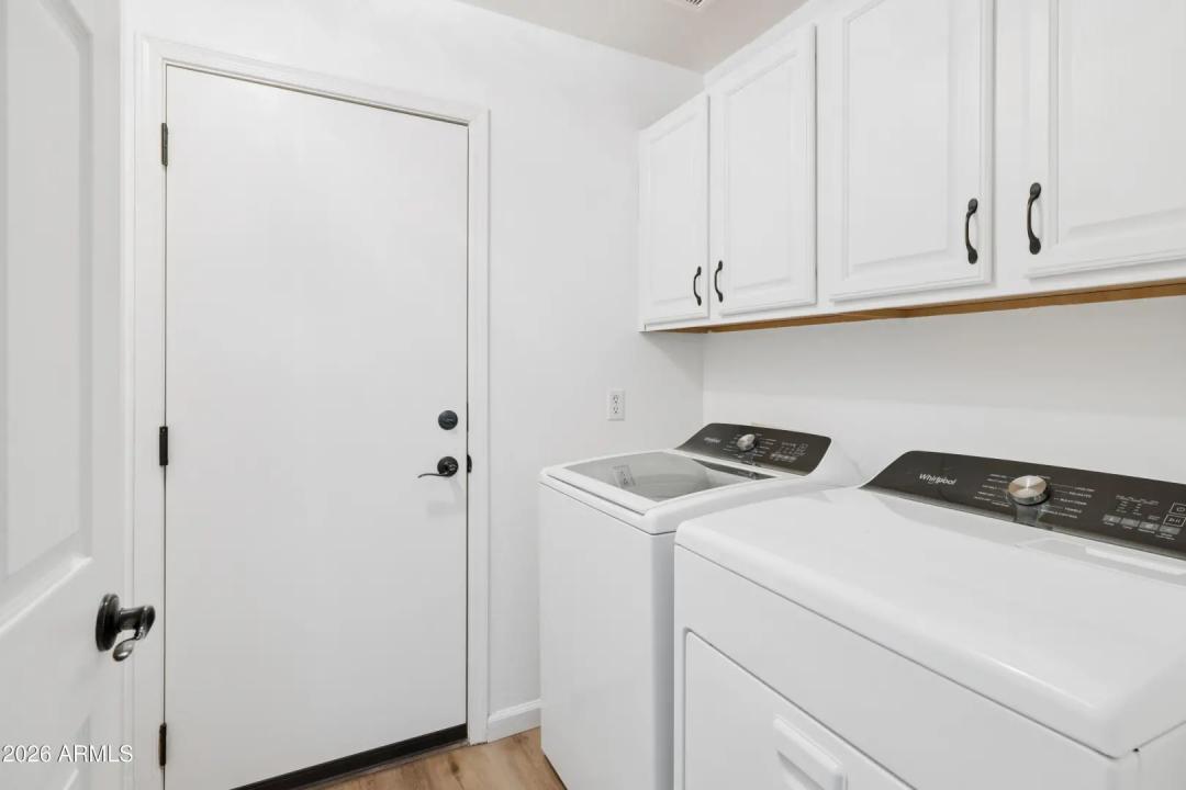 Real Estate Picture 27