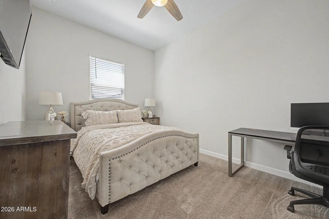 Real Estate Picture 18