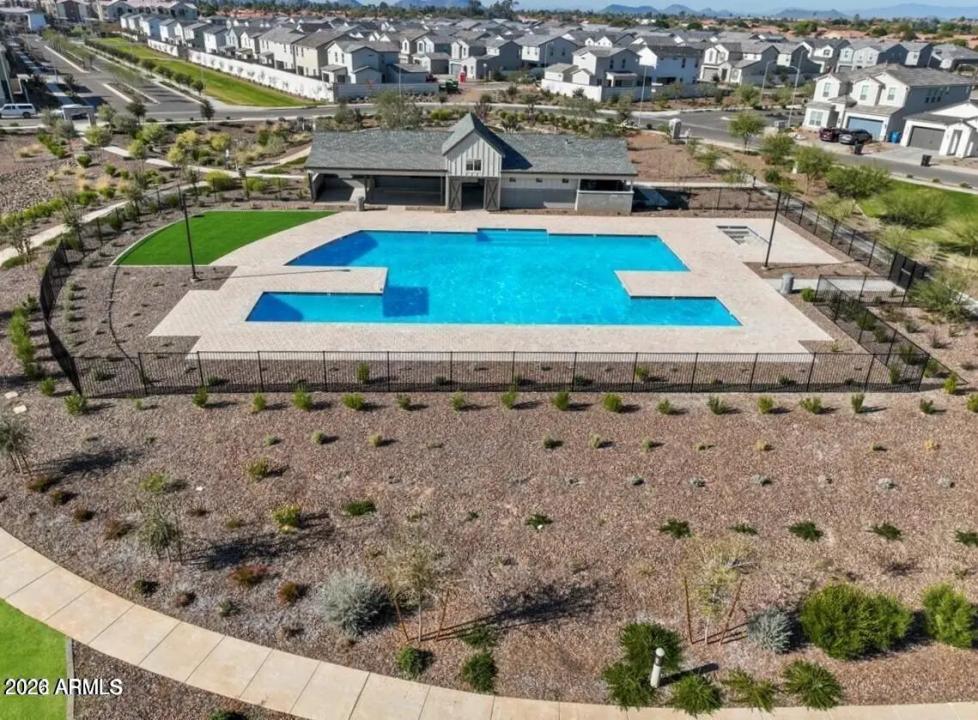 Real Estate Picture 31