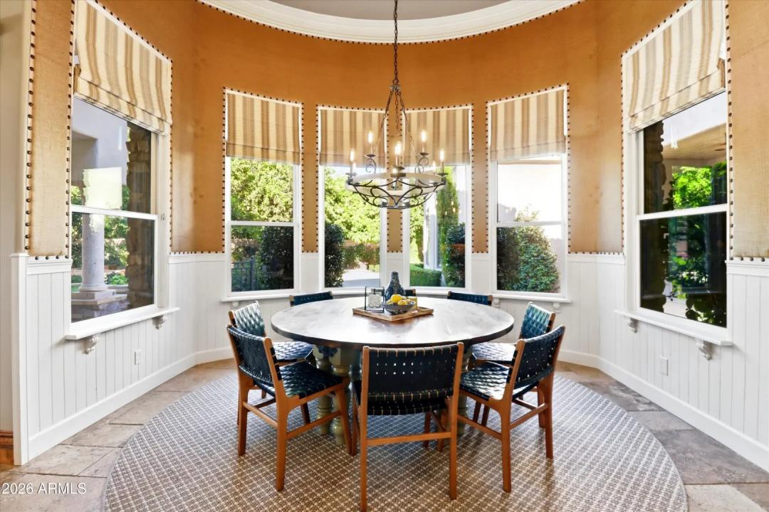 Real Estate Picture 10