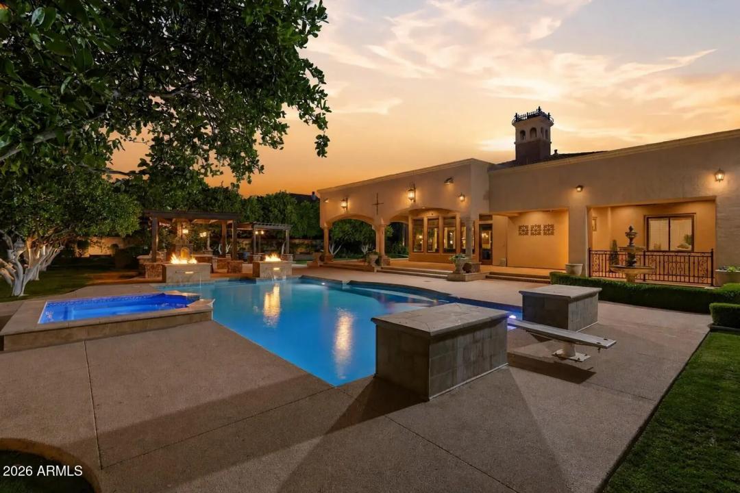 Real Estate Picture 1