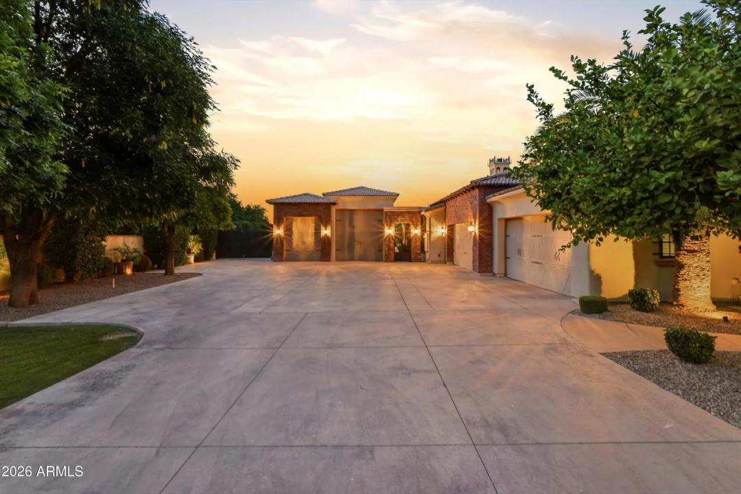 Real Estate Picture 2