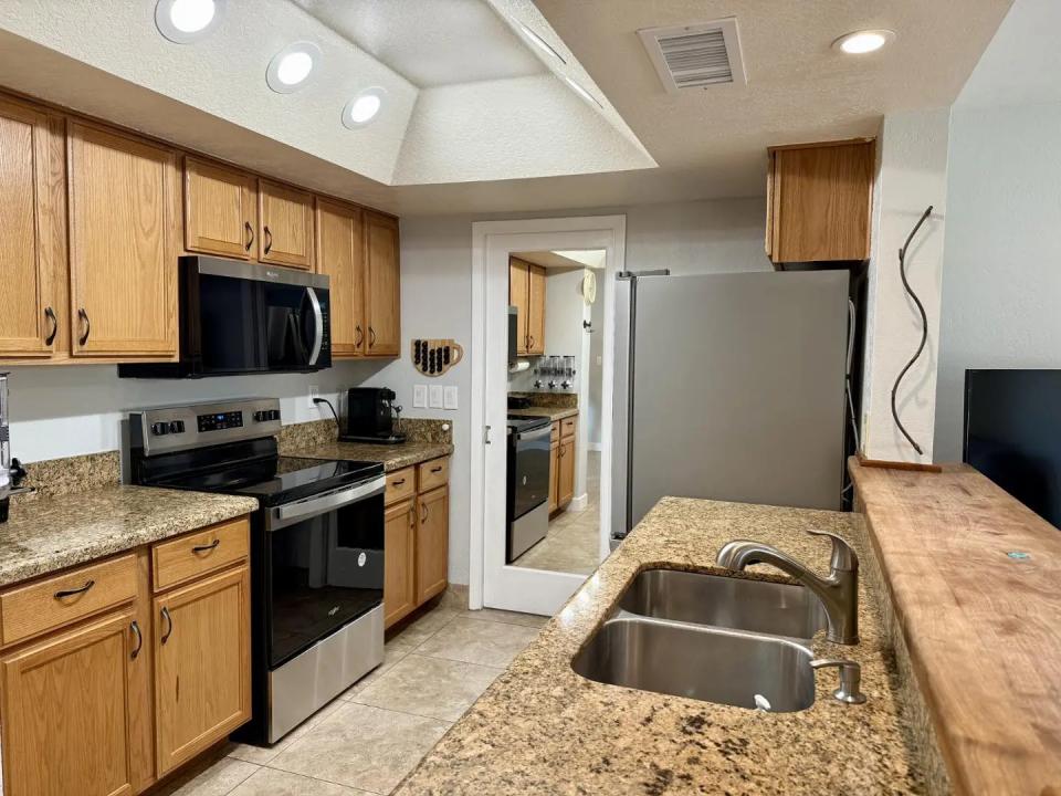 Real Estate Picture 2