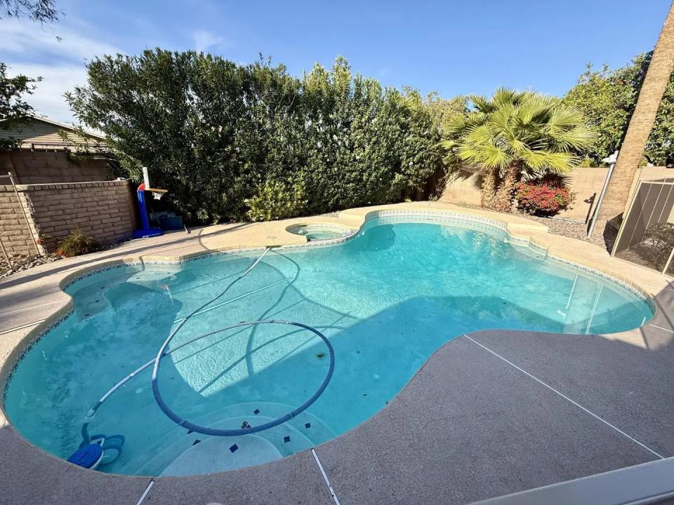 Real Estate Picture 5