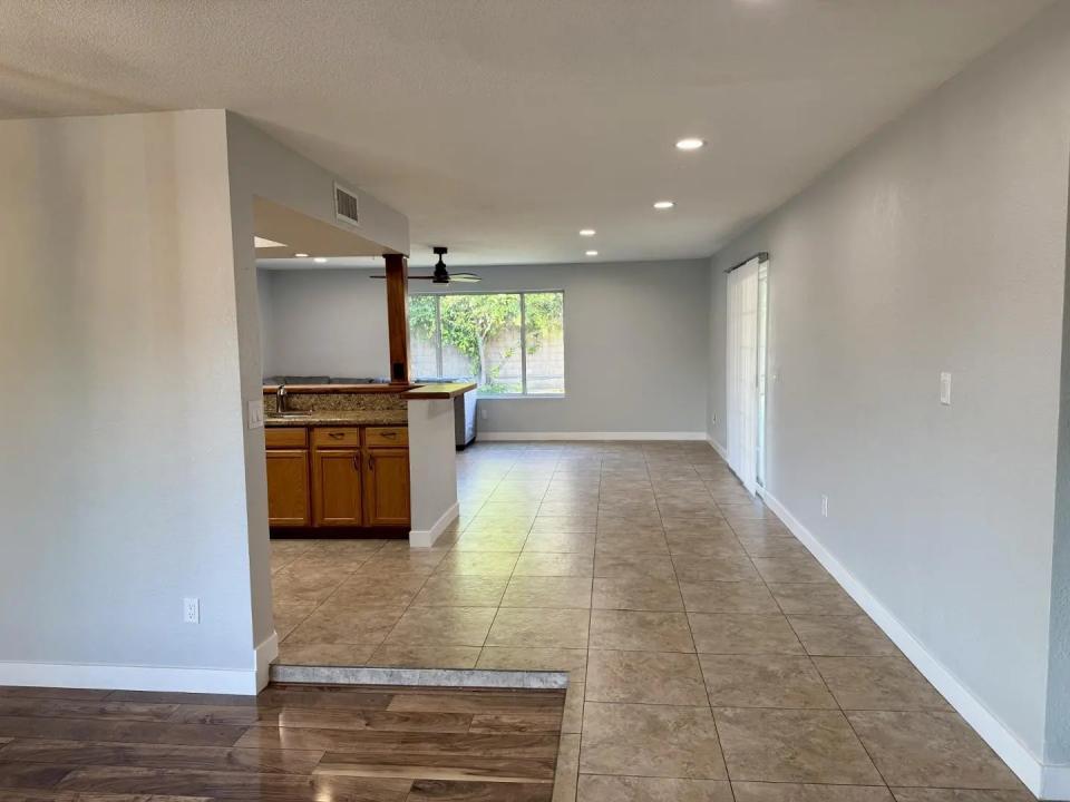 Real Estate Picture 9