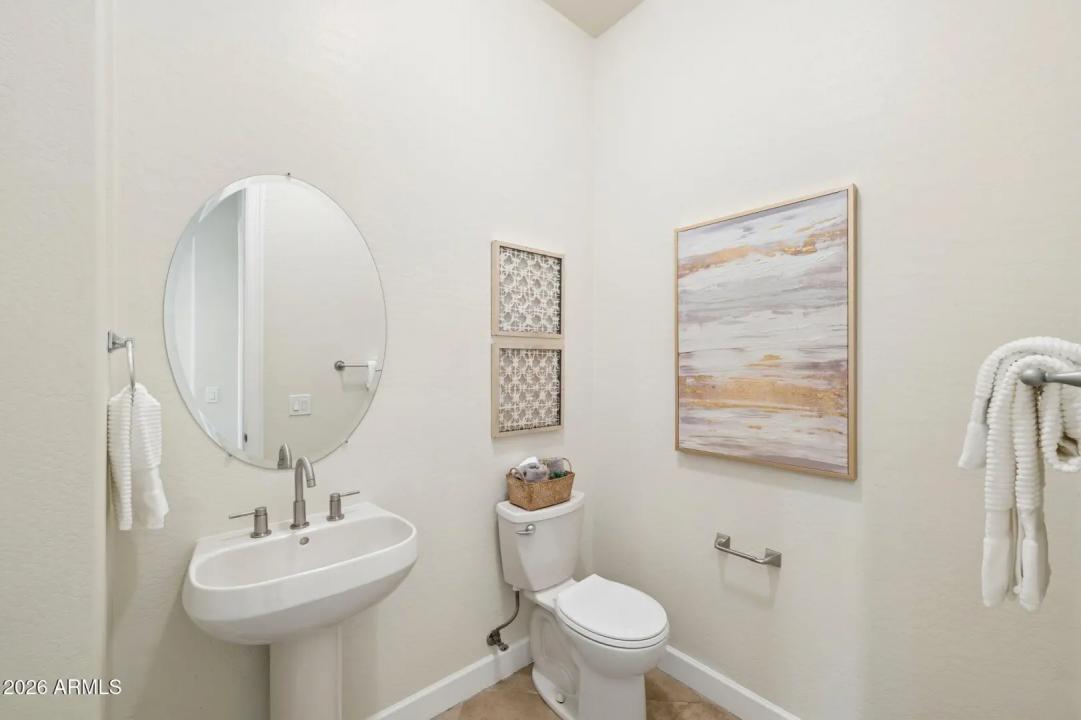 Real Estate Picture 23