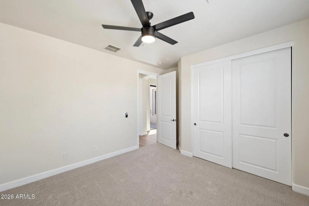 Real Estate Picture 32