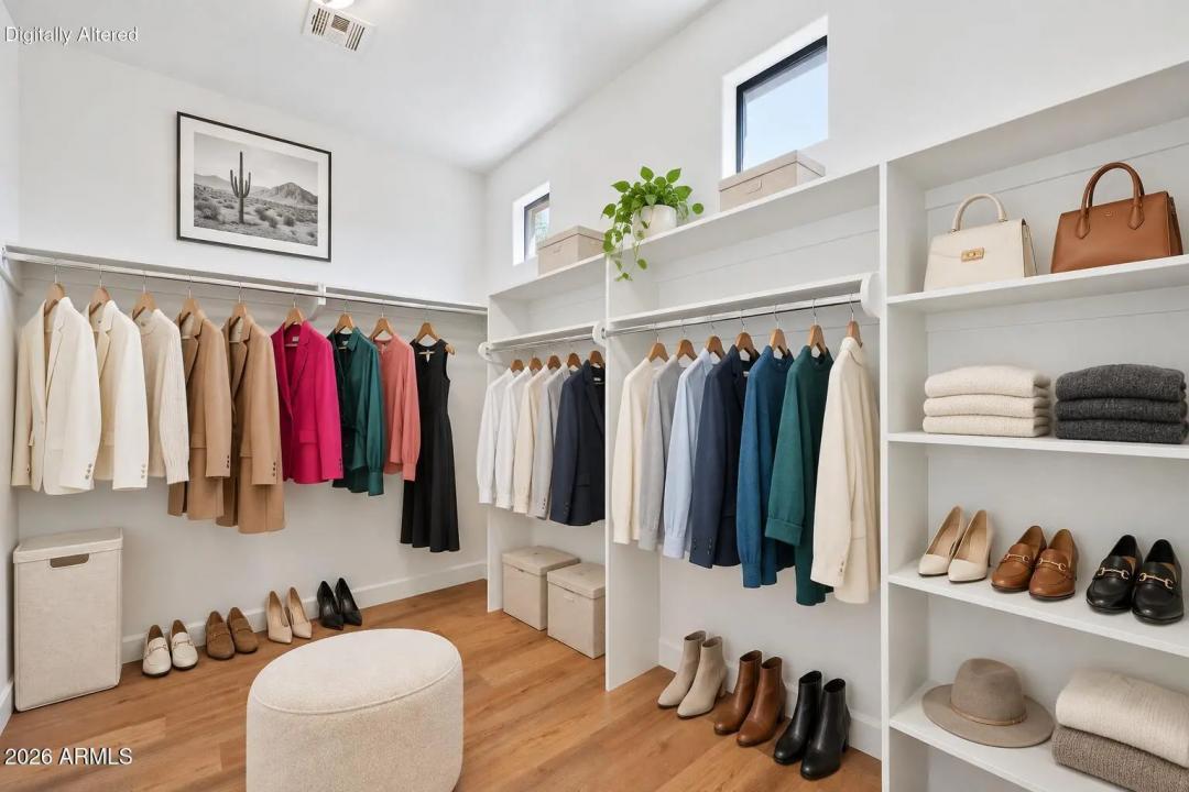 Real Estate Picture 17