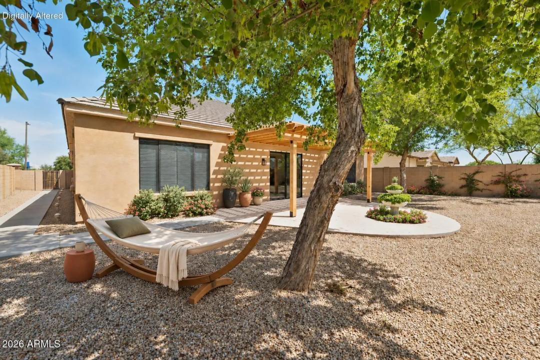 Real Estate Picture 33