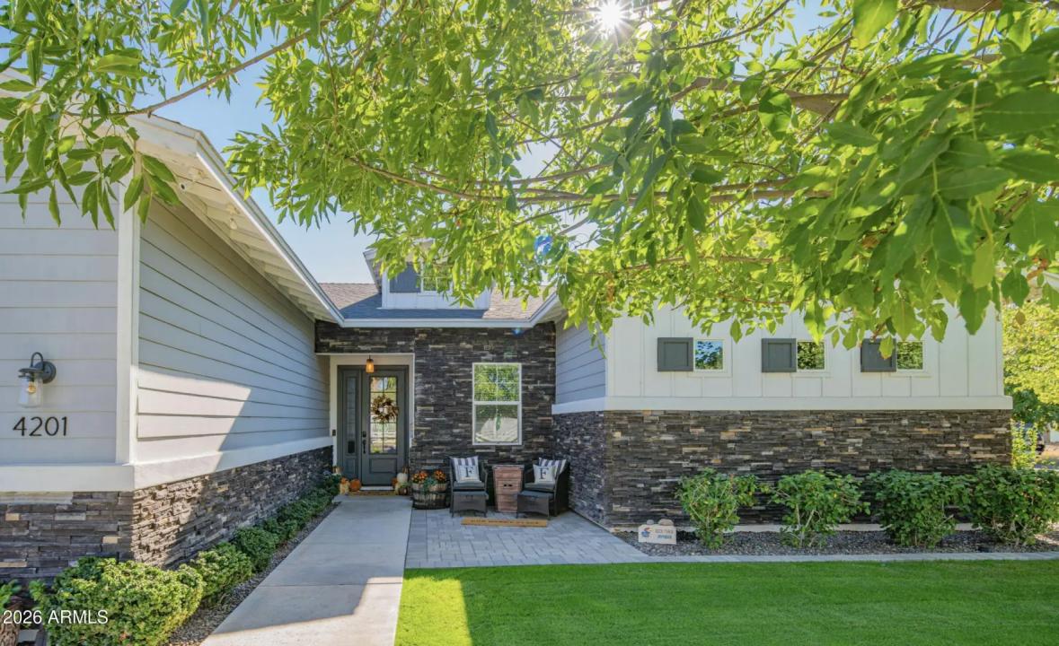 Real Estate Picture 1