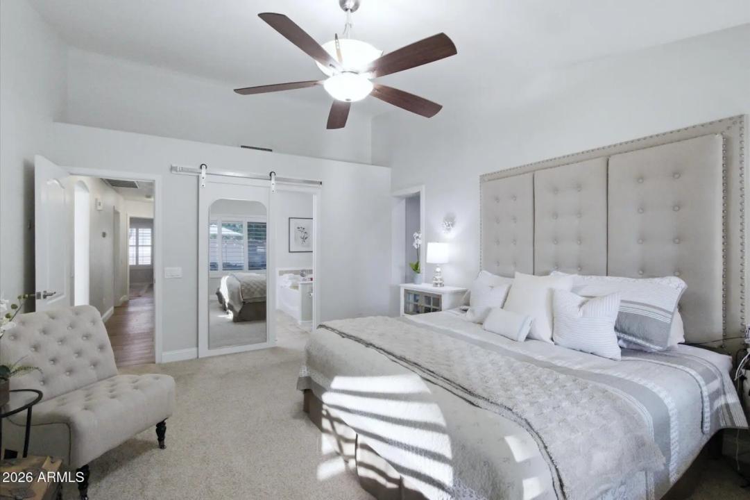 Real Estate Picture 15