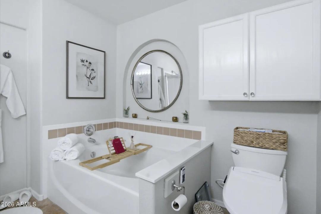 Real Estate Picture 18