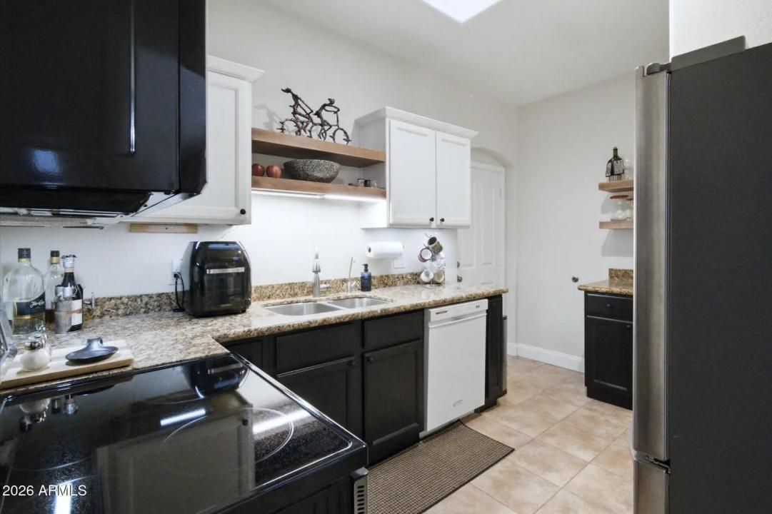 Real Estate Picture 28