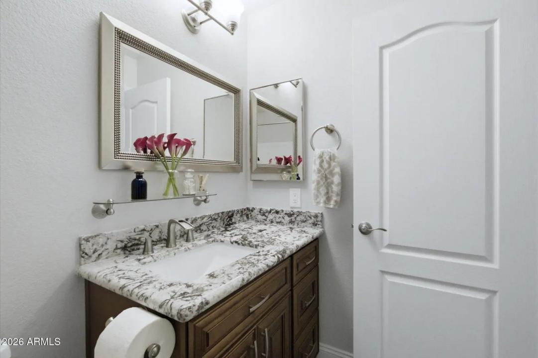 Real Estate Picture 43