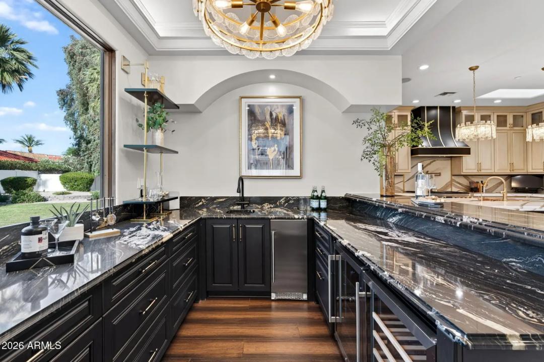 Real Estate Picture 19