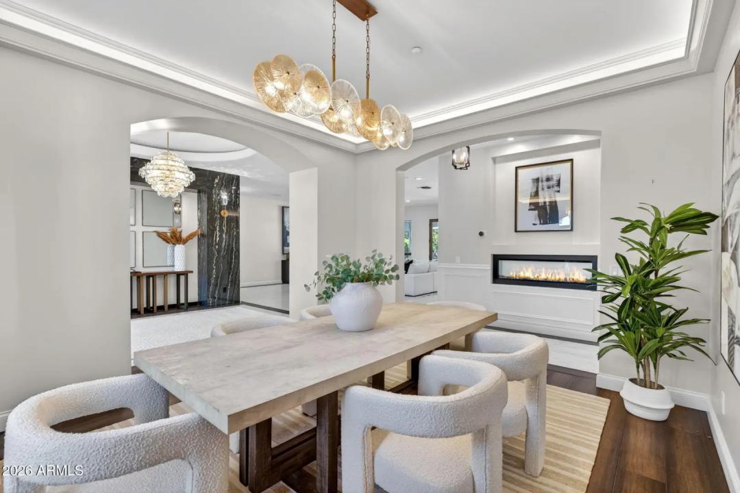 Real Estate Picture 7