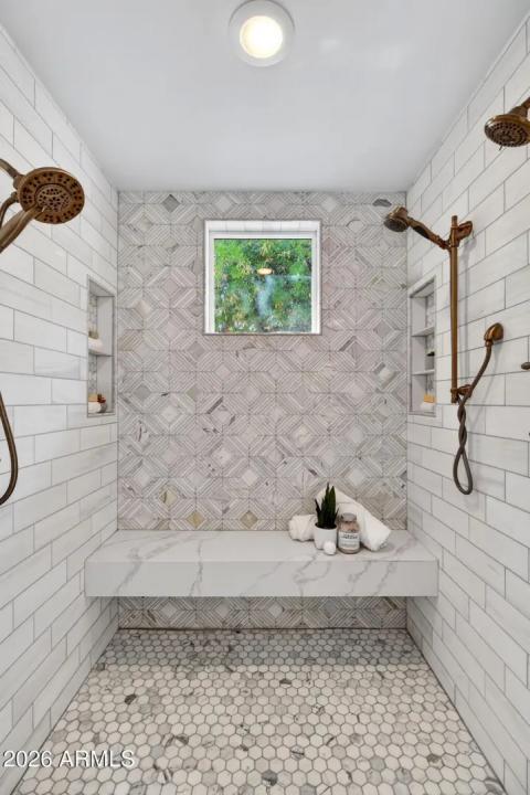 Real Estate Picture 30