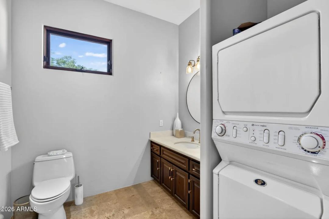 Real Estate Picture 43
