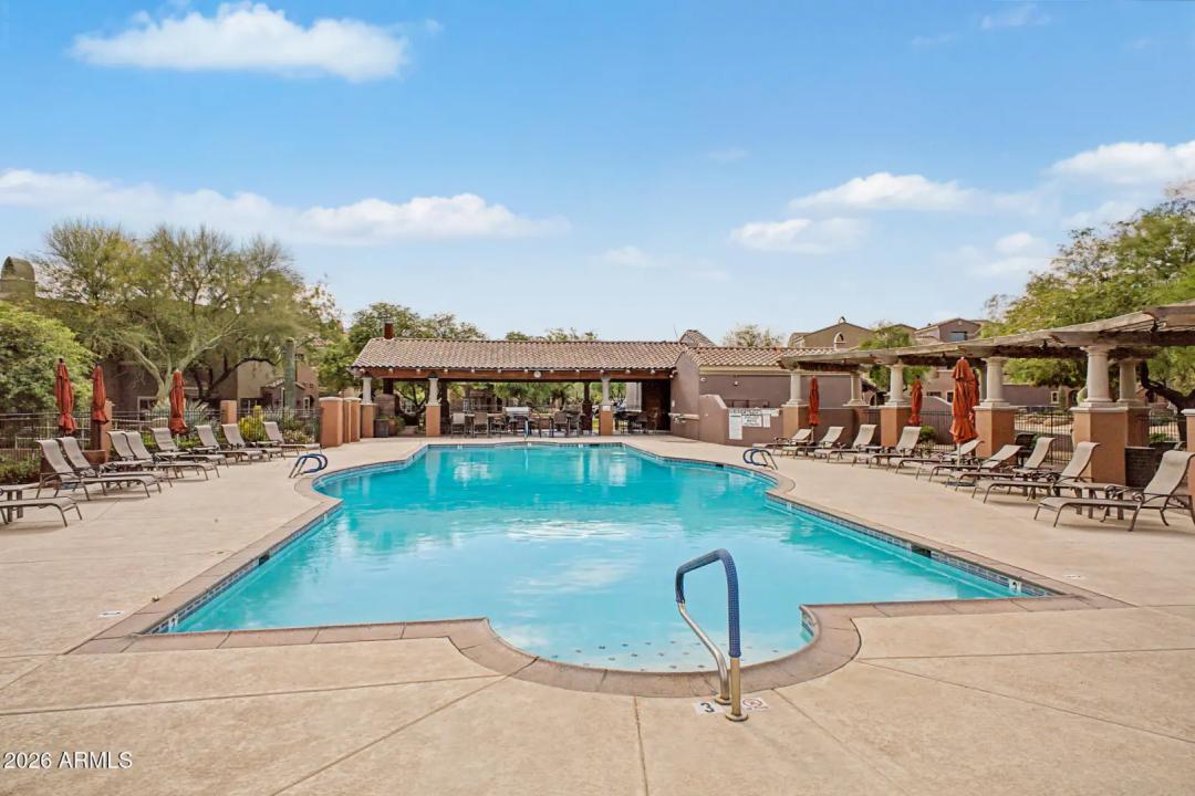 Real Estate Picture 32