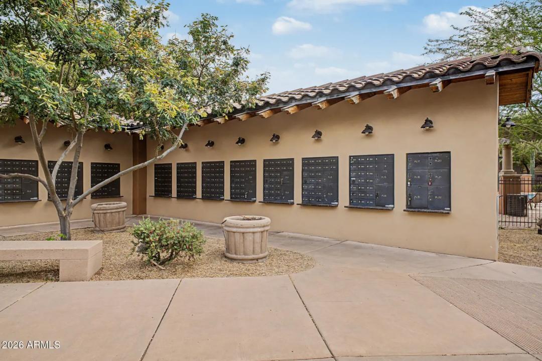 Real Estate Picture 29