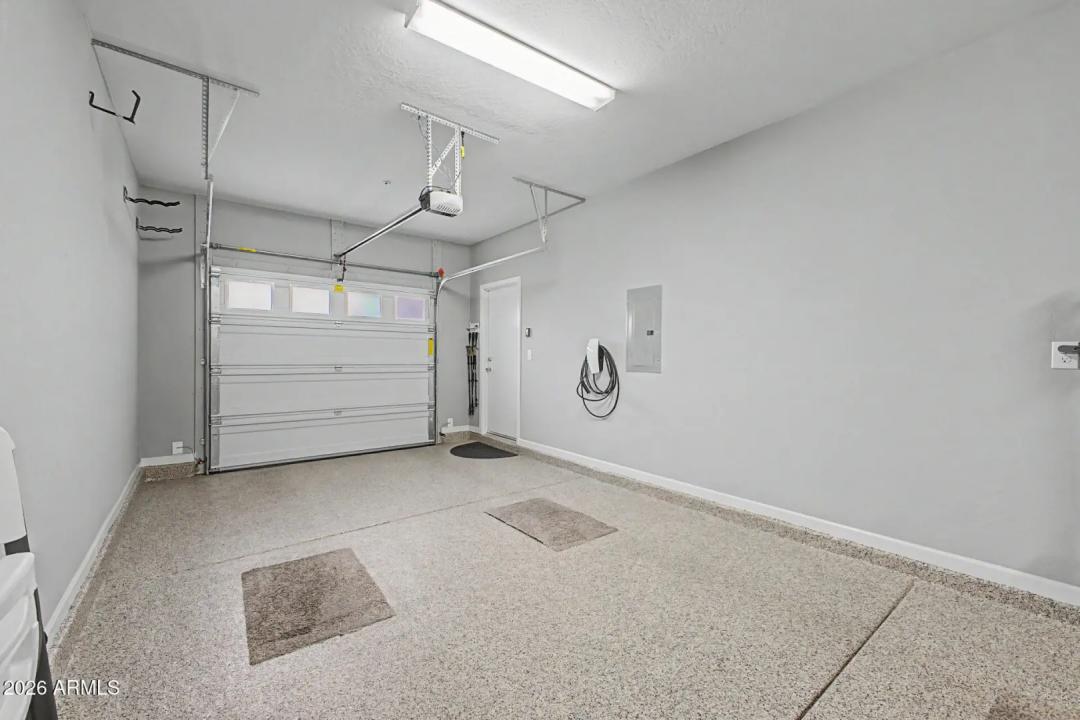 Real Estate Picture 22