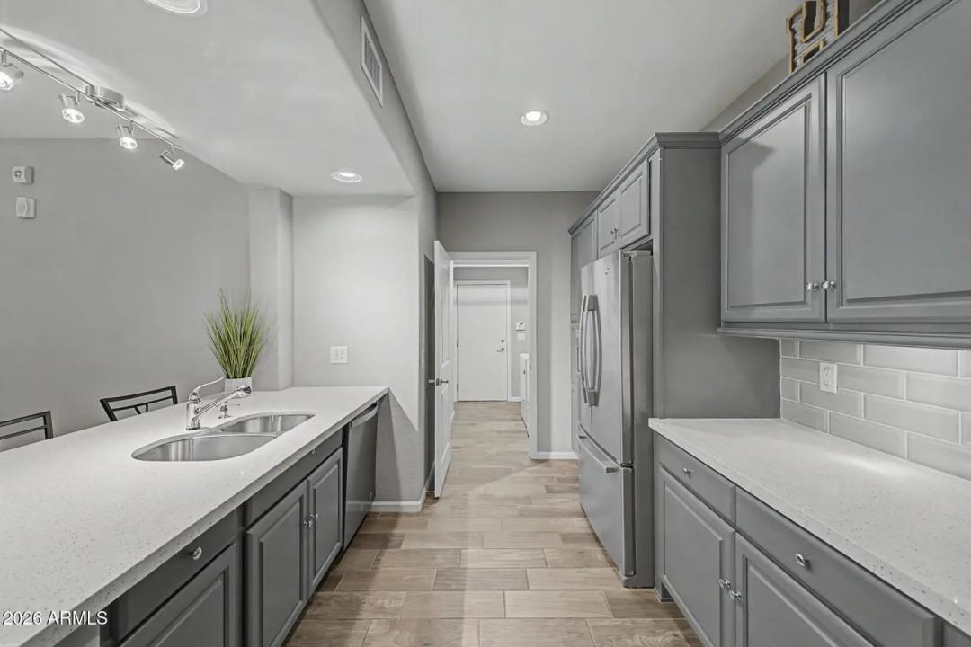 Real Estate Picture 2