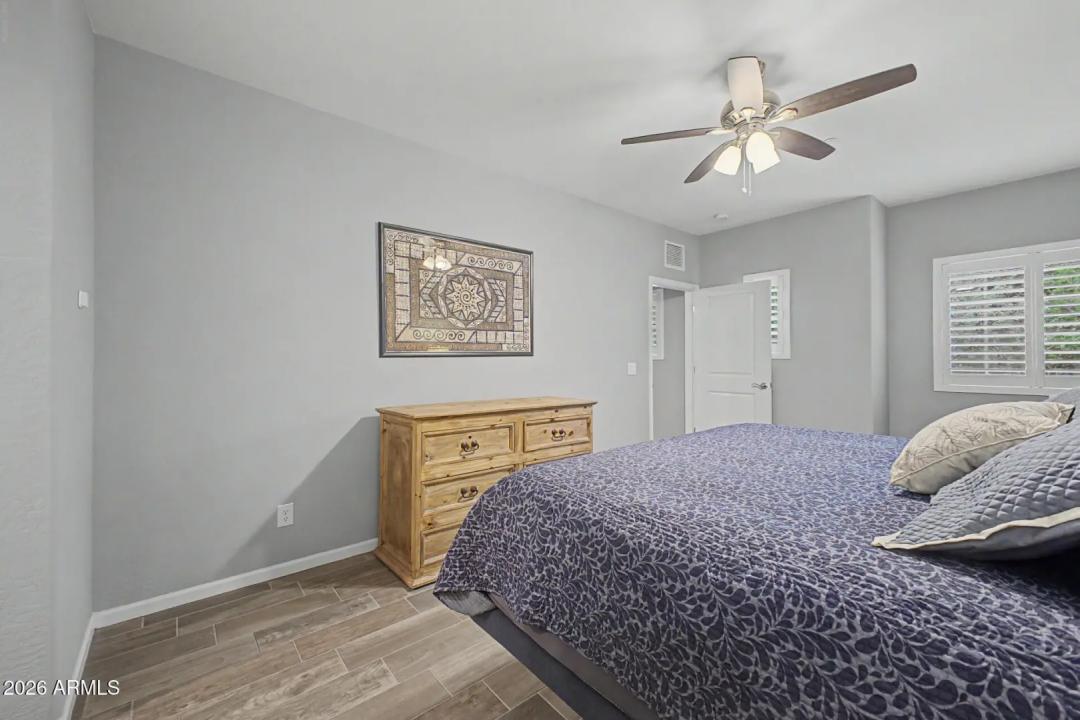 Real Estate Picture 19