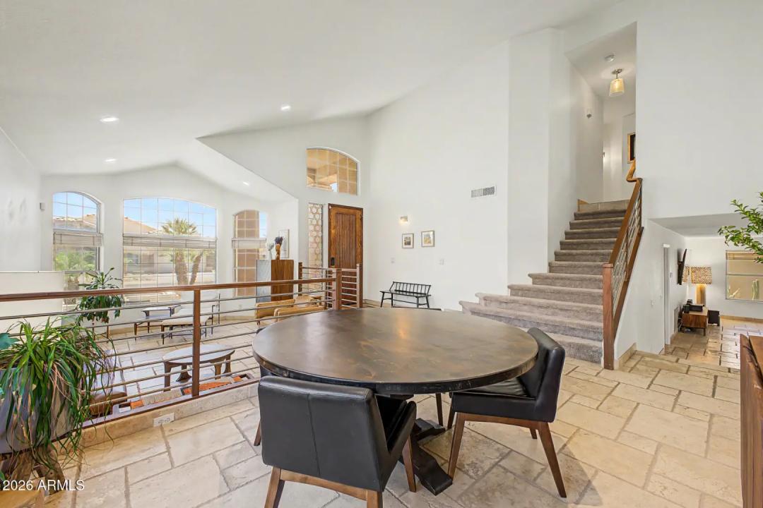 Real Estate Picture 6