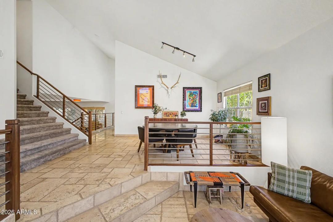 Real Estate Picture 10