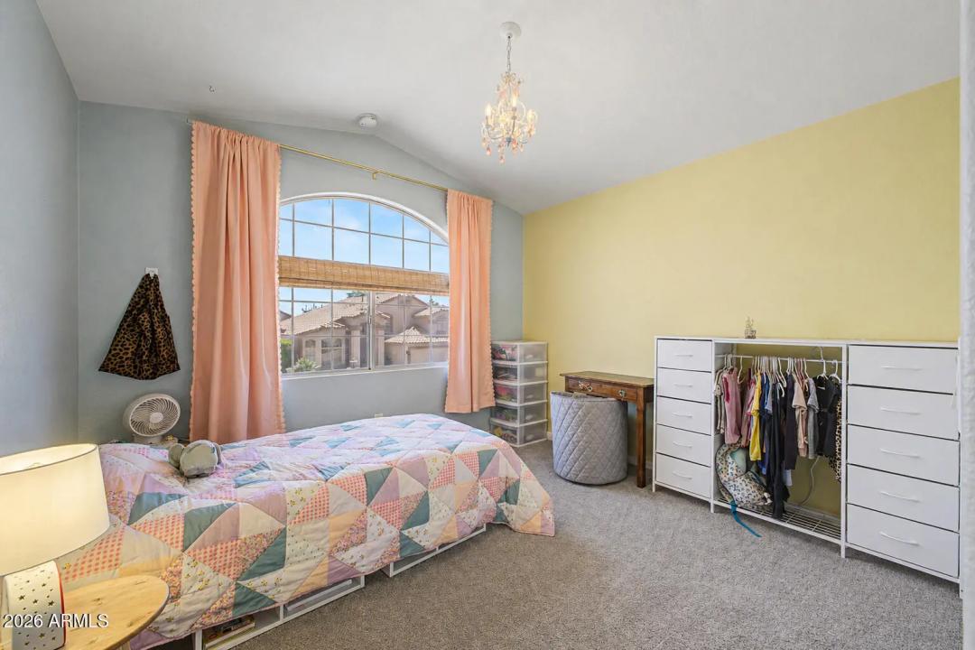 Real Estate Picture 30
