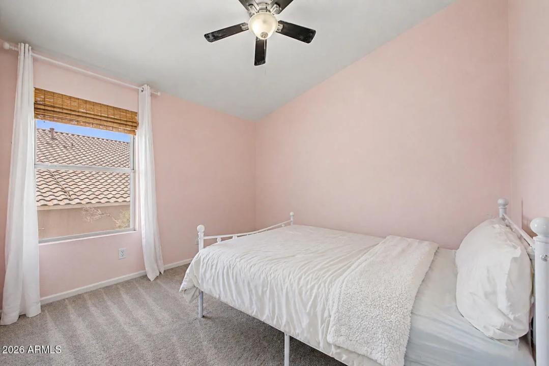 Real Estate Picture 32