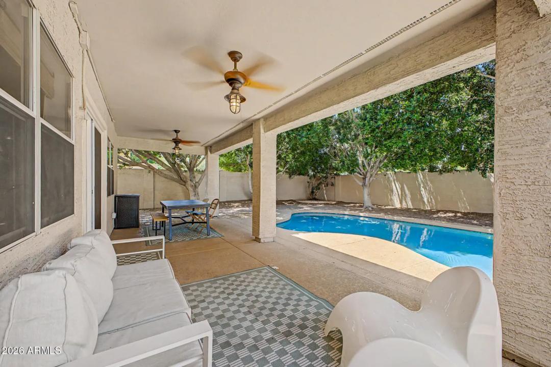 Real Estate Picture 38