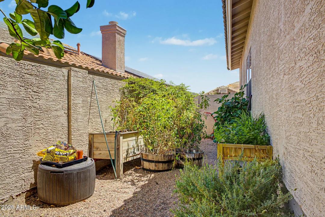Real Estate Picture 44