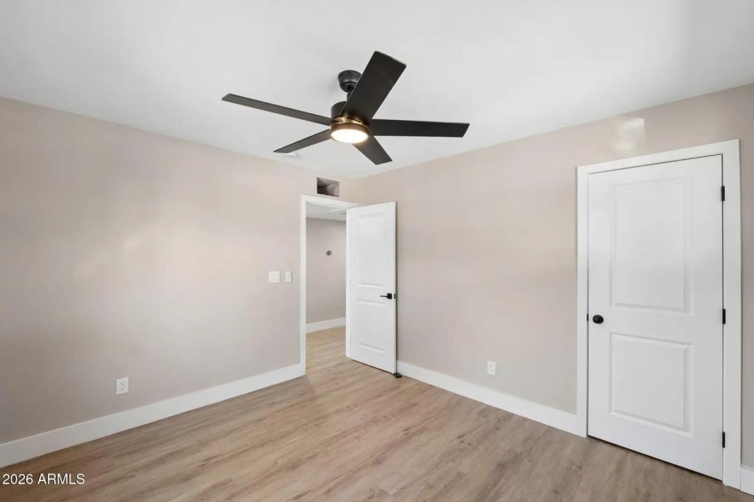 Real Estate Picture 19