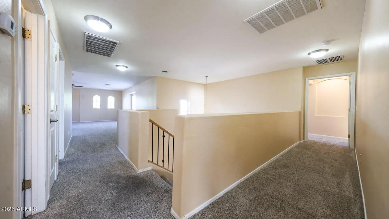 Real Estate Picture 9