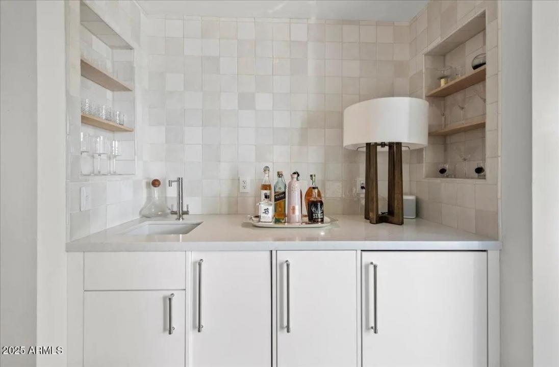 Real Estate Picture 22