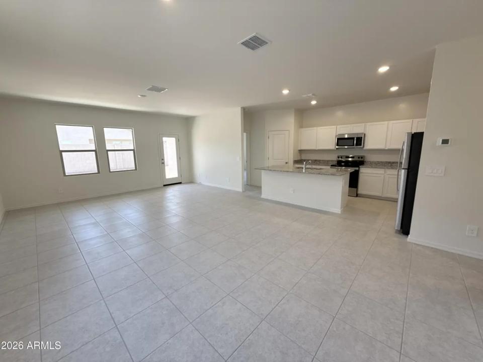 Real Estate Picture 2