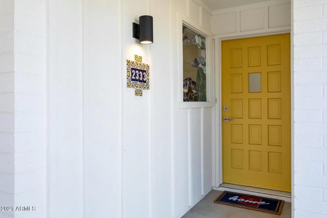 Real Estate Picture 7