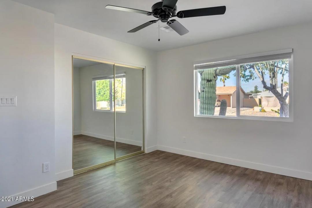 Real Estate Picture 19