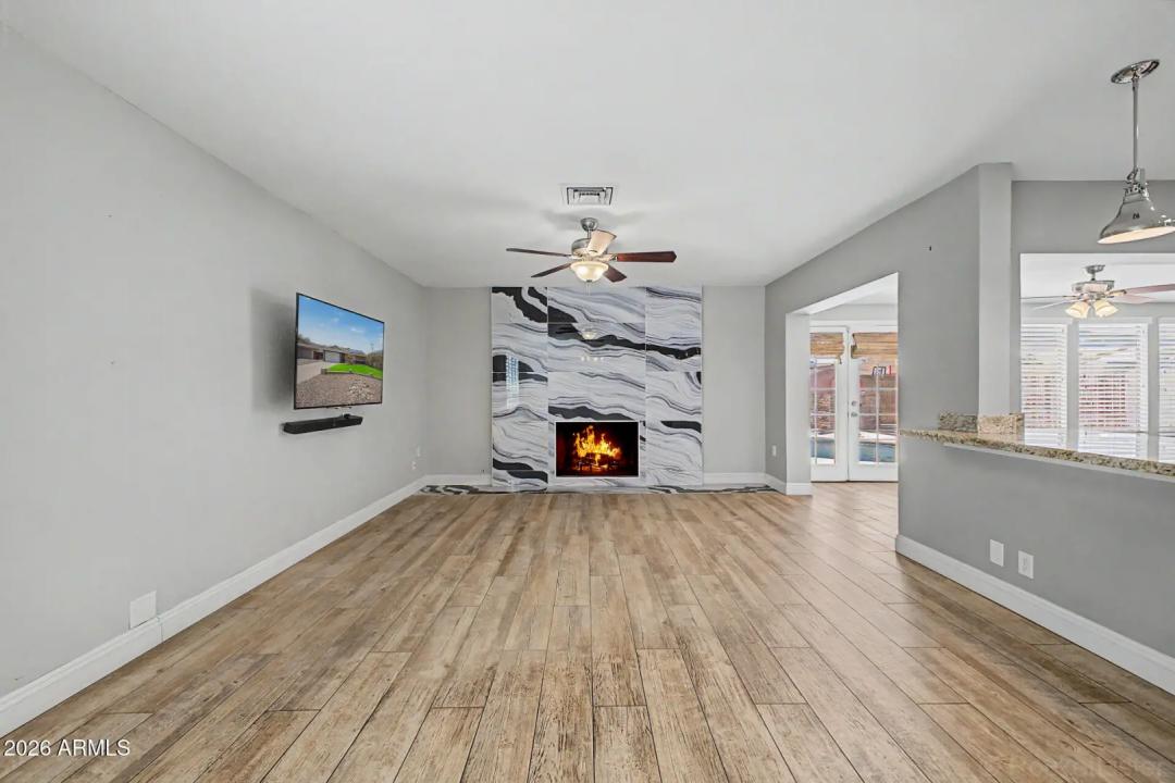 Real Estate Picture 15