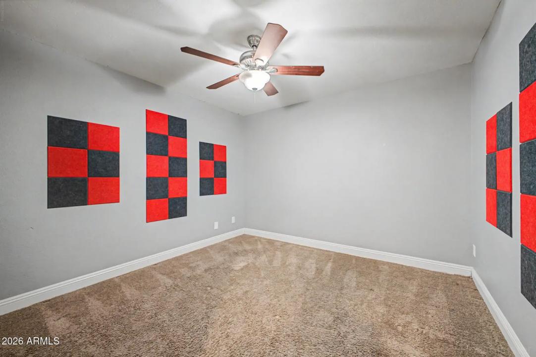 Real Estate Picture 26